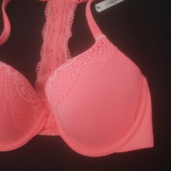 Victoria's secret 32D Body by vs lined bra NEW - Picture 2 of 3